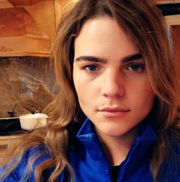 Deanna Arbucci - Poshmark Profile Picture of Deanna Arbucci (@equinetacksales) on Poshmark