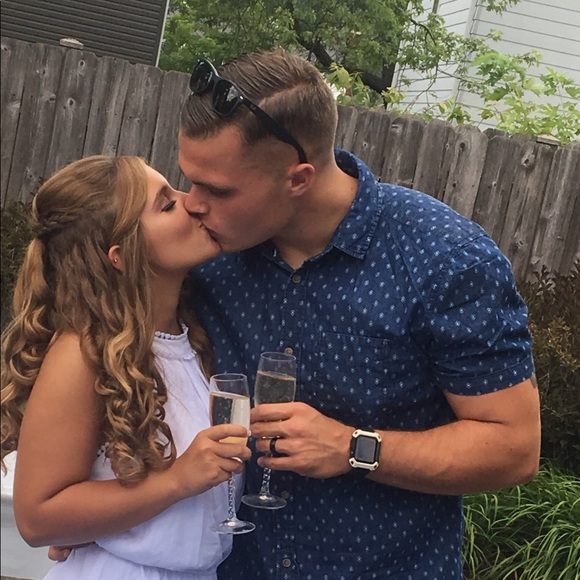 Profile Picture of Michelle Agliato (@misheyy) on Poshmark