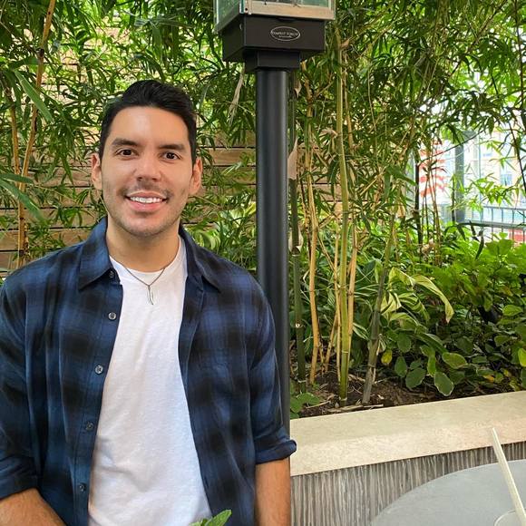 Profile Picture of Jeremy Chapa (@chapa181) on Poshmark