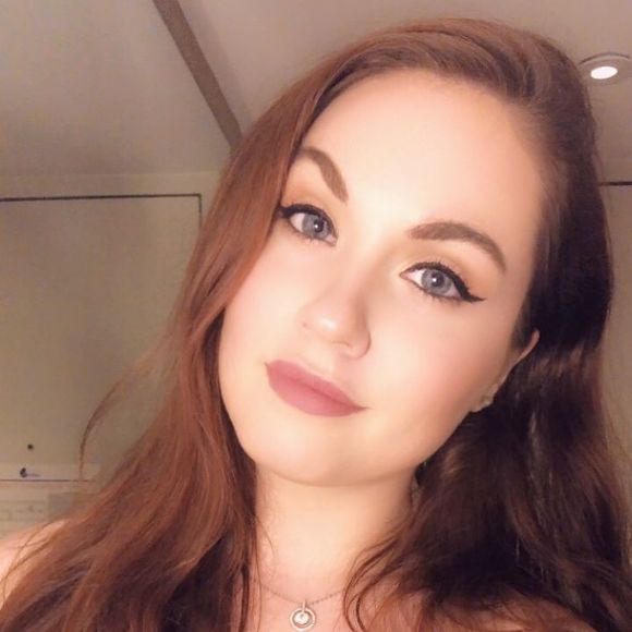 Sam Cleek - Poshmark Profile Picture of Sam Cleek (@sammiix3cee) on Poshmark