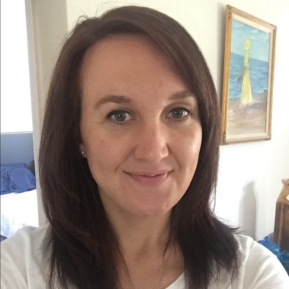 Profile Picture of Julia Talley (@juliarobison) on Poshmark