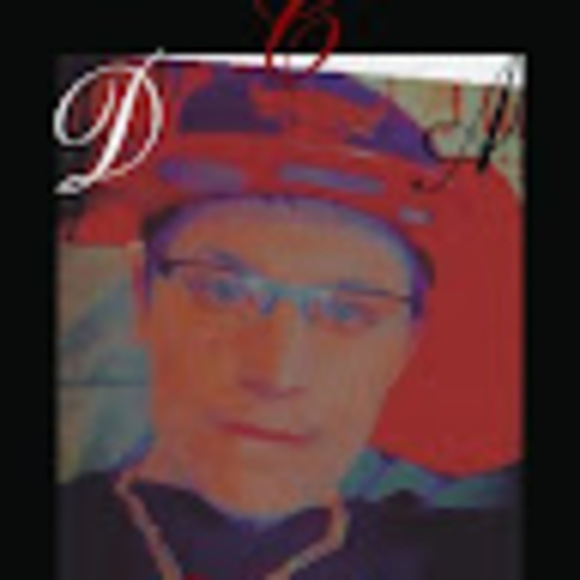 Profile Picture of Christopher Duers (@cduers) on Poshmark