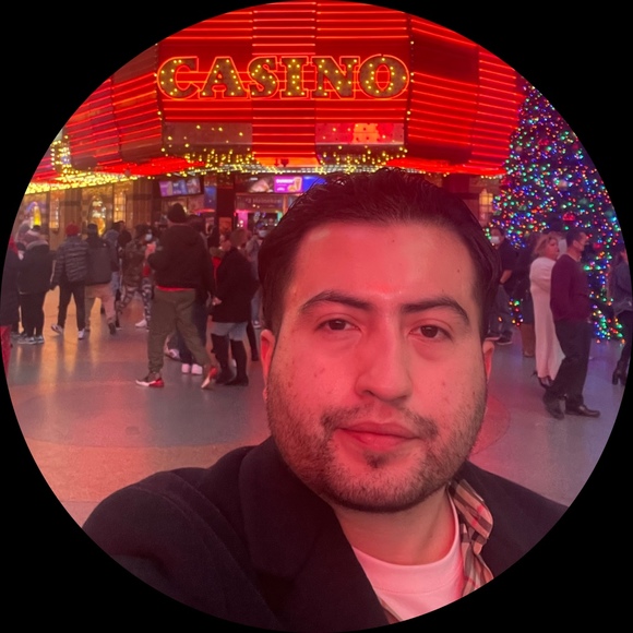 Profile Picture of Rudy De paz (@rudydepaz) on Poshmark