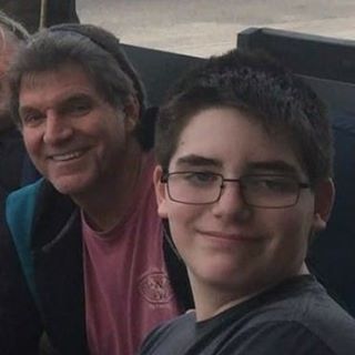 Profile Picture of Tom Riles (@Tom-Riles) on Facebook