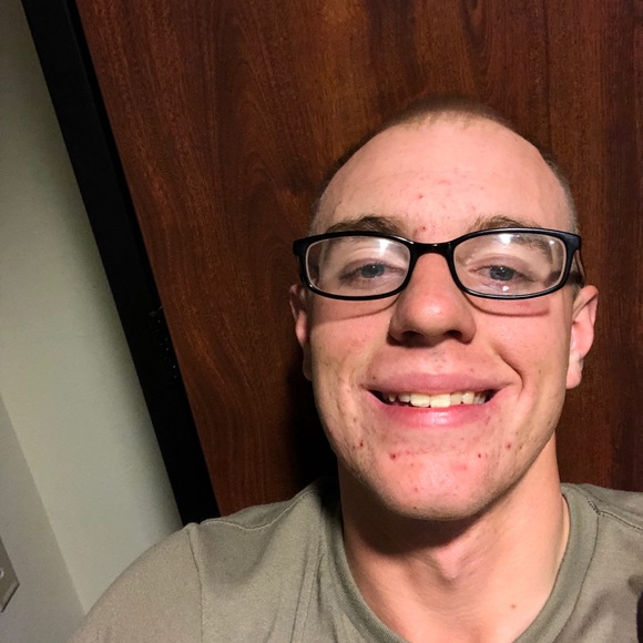 Thane Kuhl - Poshmark Profile Picture of Thane Kuhl (@takboii99) on Poshmark