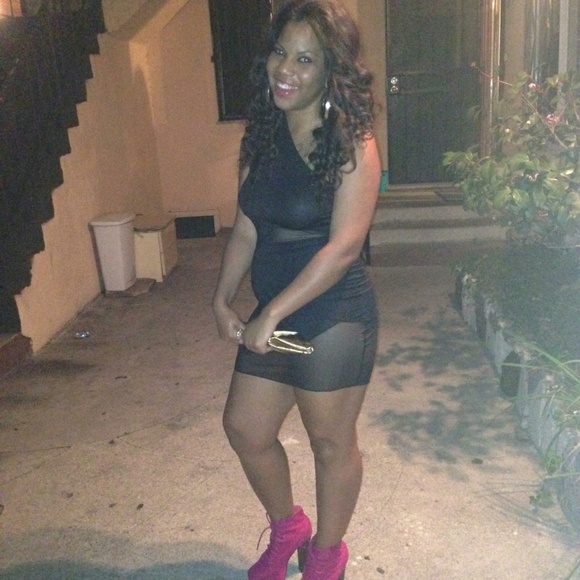 Roshanay Wolfe - Poshmark Profile Picture of Roshanay Wolfe (@msshanaebaby) on Poshmark