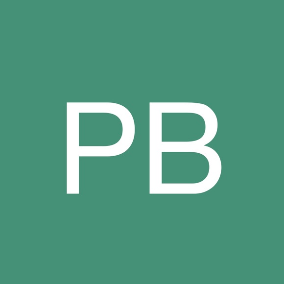 Profile Picture of Paula Blumenfeld (@paulsie) on Poshmark
