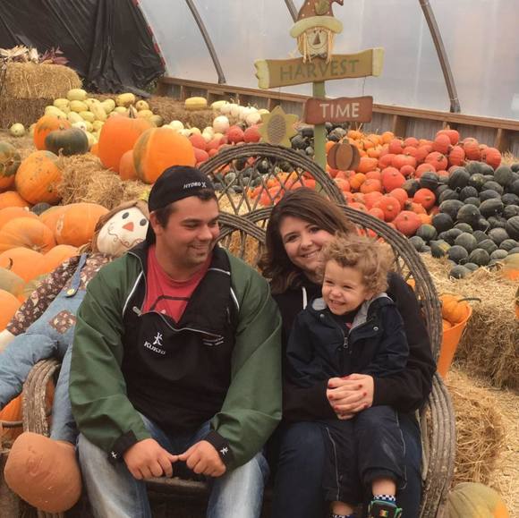 Profile Picture of Julee Mcbride (@julee_mcbride) on Poshmark