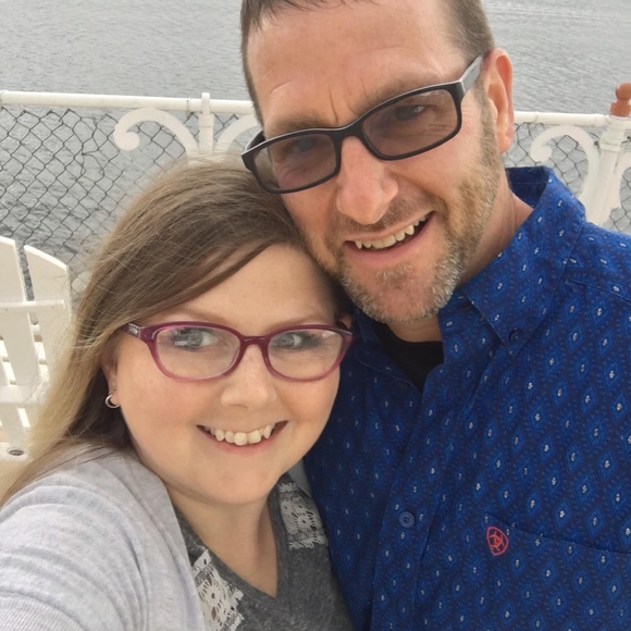 Profile Picture of Kandi Moore (@kandimoore15) on Poshmark