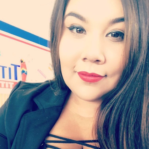 Profile Picture of Melissa Fraschetti (@fraschettim) on Poshmark