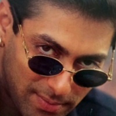 Profile Picture of Riddhit (@Nadaan_Darinday) on Twitter