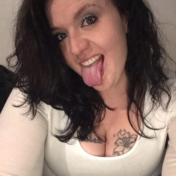 Lacey Marro - Tiktok Profile Picture of Lacey Marro (@laceymarro) on Tiktok