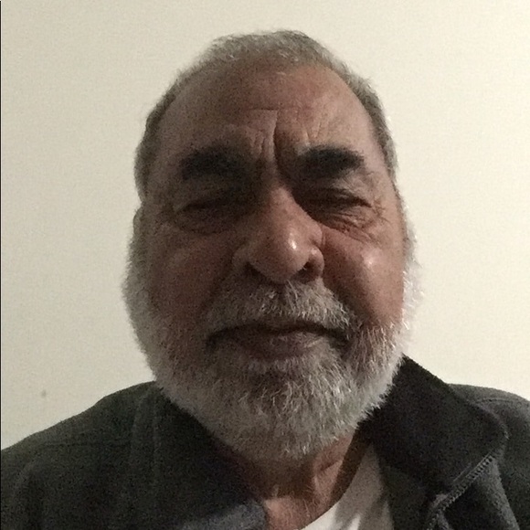 Profile Picture of Gulzar Bhatti (@gulzar44) on Poshmark