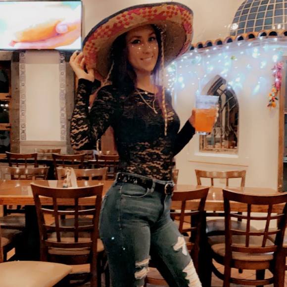 Profile Picture of Kala Allen (@kalanicoleallen) on Poshmark