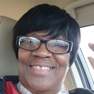 Profile Picture of Linda Neely (@Cdale79) on Twitter