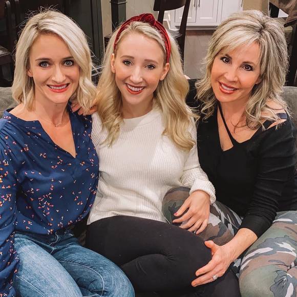 Kayla Unsell - Poshmark Profile Picture of Kayla Unsell (@kaylaunsell) on Poshmark