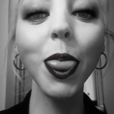 Profile Picture of Debbie Davison (@DENACASODA) on Twitter