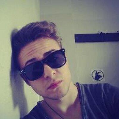 Profile Picture of Vincenzo Suppa (@vincenzino14) on Twitter