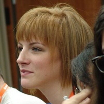 Profile Picture of Julie Patterson (@JulieWithAnE) on Twitter