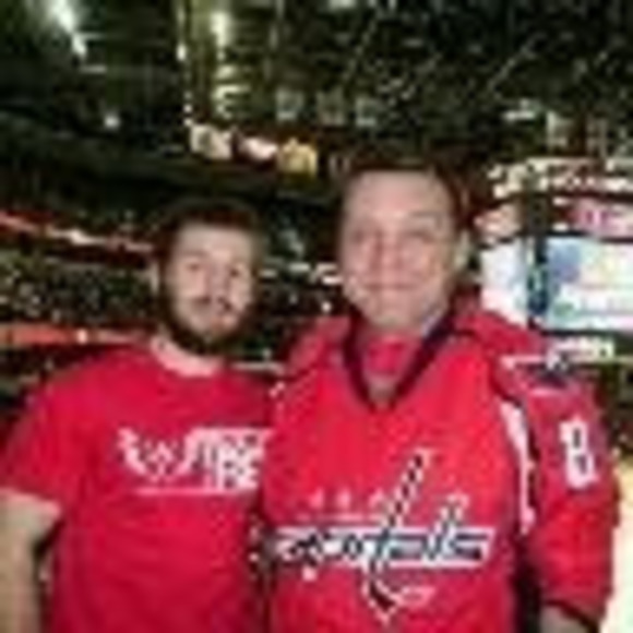 Profile Picture of Steven Dahl (@stevendahl560) on Poshmark