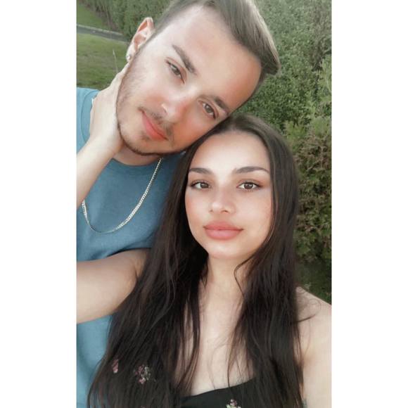 Profile Picture of Kristen Cerone (@kristencerone) on Poshmark