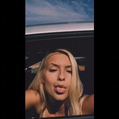 Profile Picture of Kaylee Stubbs (@kayleestubbs12) on Twitter