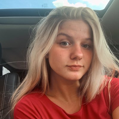 Profile Picture of Lucy Slominski (@LucySlominski) on Twitter