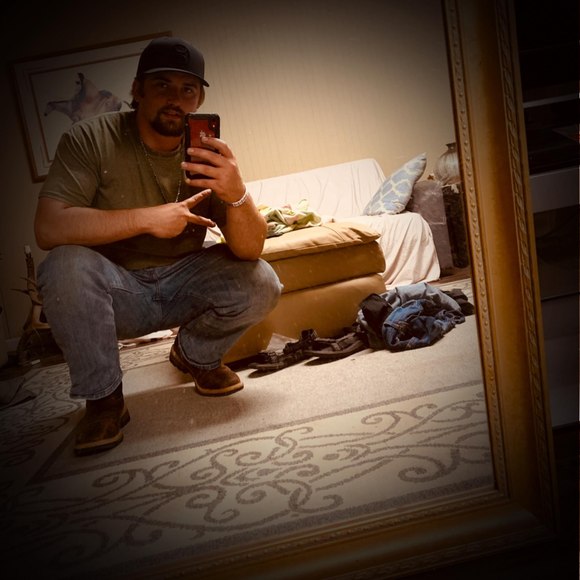 Profile Picture of Christopher Mcvicker (@c_mcvicker) on Poshmark