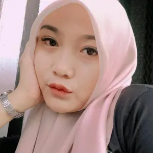 Profile Picture of RumitGlamour24_ (@pasienrsj24_) on Tiktok