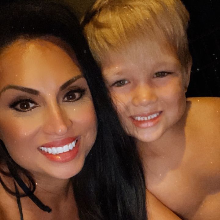 Profile Picture of Hood Family 🖤 (@clarissahood1) on Tiktok