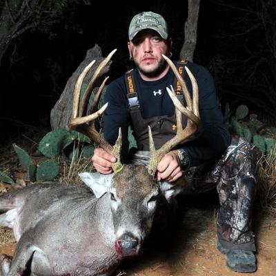 Profile Picture of Tyler Iverson Roe (@tyroe0) on Twitter