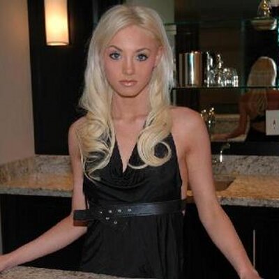 Profile Picture of Carly CONKLIN (@carlyconklin1) on Twitter