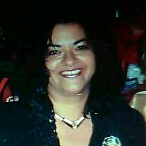 Profile Picture of Lydia Freach (@lfreach) on Poshmark