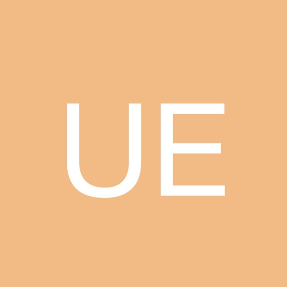 Profile Picture of Ulfah Effandi (@foofeeeeeee) on Poshmark