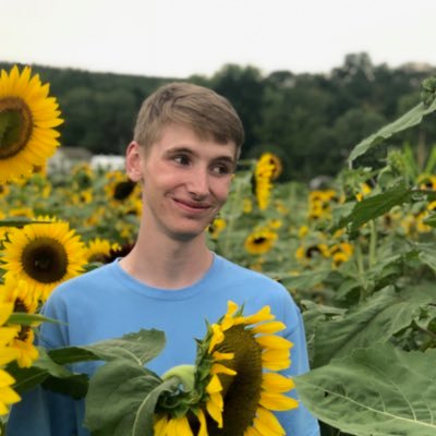 Profile Picture of Mike Ruffino (@Mikeruffy) on Twitter