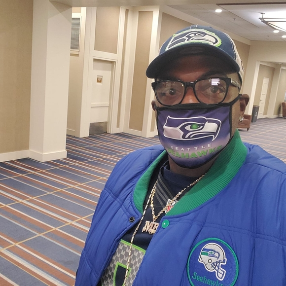 Profile Picture of Marcus Bell (@bigmarck3500) on Poshmark