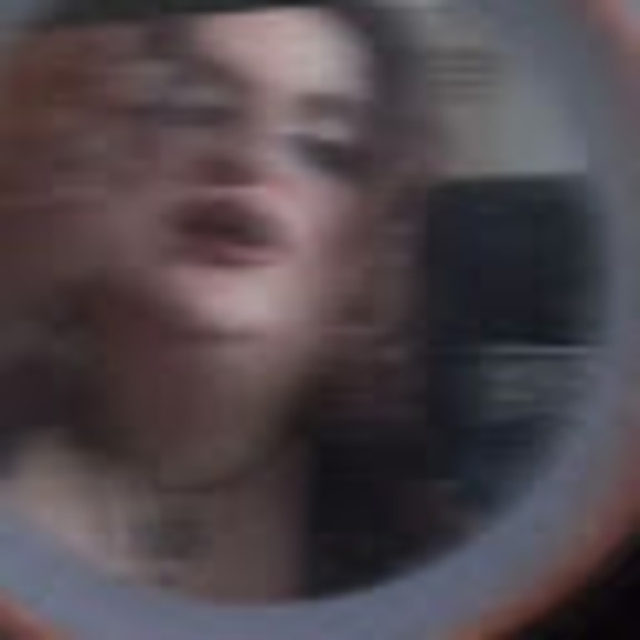 Profile Picture of Lydia Sandeen (@lydiasandeen) on Poshmark