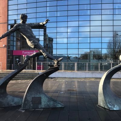 Profile Picture of PETER SIMPSON (@SIMBO0612) on Twitter