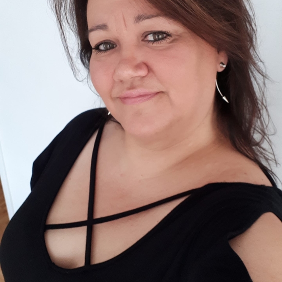 Profile Picture of Nancy Gauthier (@nancygauthie847) on Poshmark