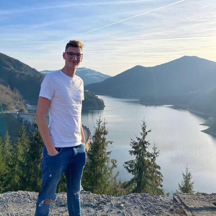 Profile Picture of David Brad (@@geo.david01) on Tiktok