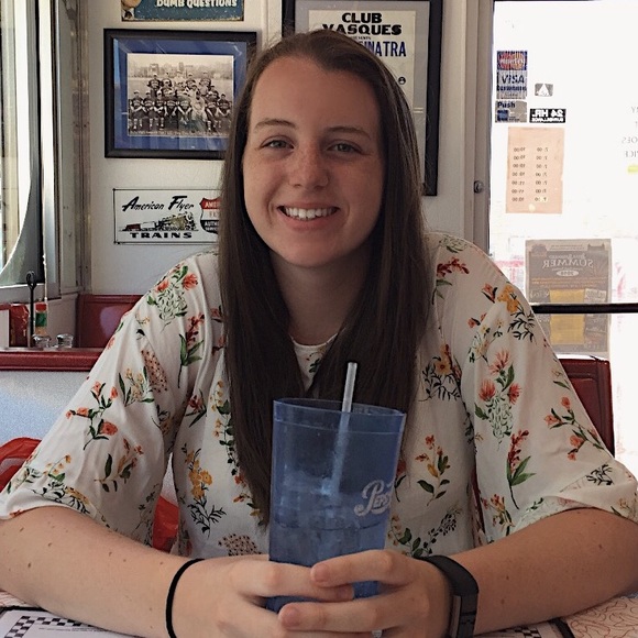 Profile Picture of Erica Sharp (@ericasharp5803) on Poshmark