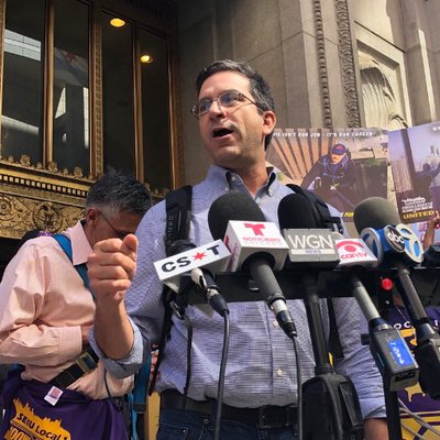 Profile Picture of Scott Waguespack (@ward32chicago) on Twitter