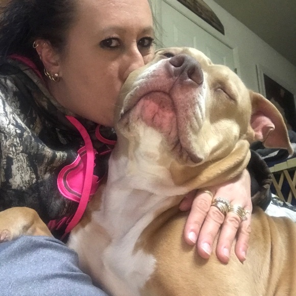 Profile Picture of Shelly Kerpen (@stanggirl1231) on Poshmark