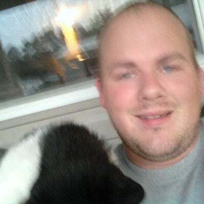 Profile Picture of Robert Lanier (@puddingkiller34) on Twitter