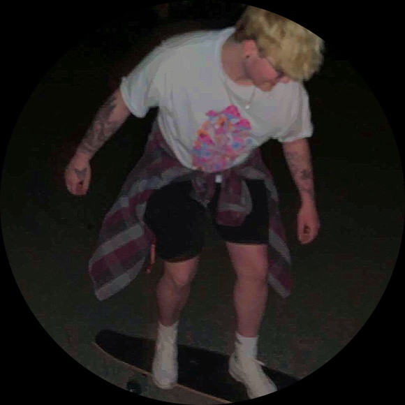 Silas Mccuistion - Poshmark Profile Picture of Silas Mccuistion (@kamccuistion) on Poshmark