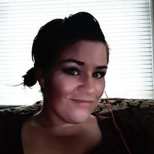 Profile Picture of Nicci Howard-Welker (@ReliableNicci) on Twitter