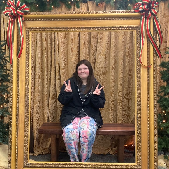 Profile Picture of Kate Tuttle (@kt21573) on Poshmark