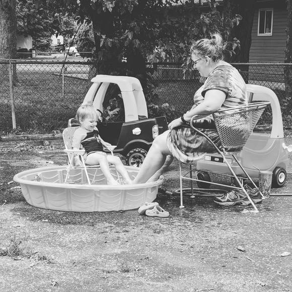 Beatrix Tennessen-cusumano - Poshmark Profile Picture of Beatrix Tennessen-cusumano (@beatrixtc) on Poshmark