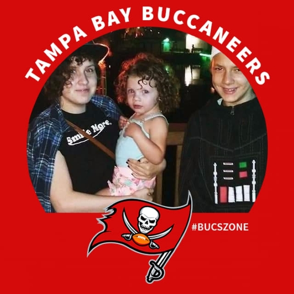 Profile Picture of Cindy Kocmich (@ckocmich) on Poshmark