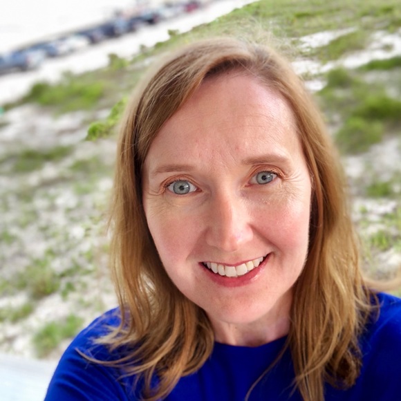 Profile Picture of Amy Barron (@barron551) on Poshmark